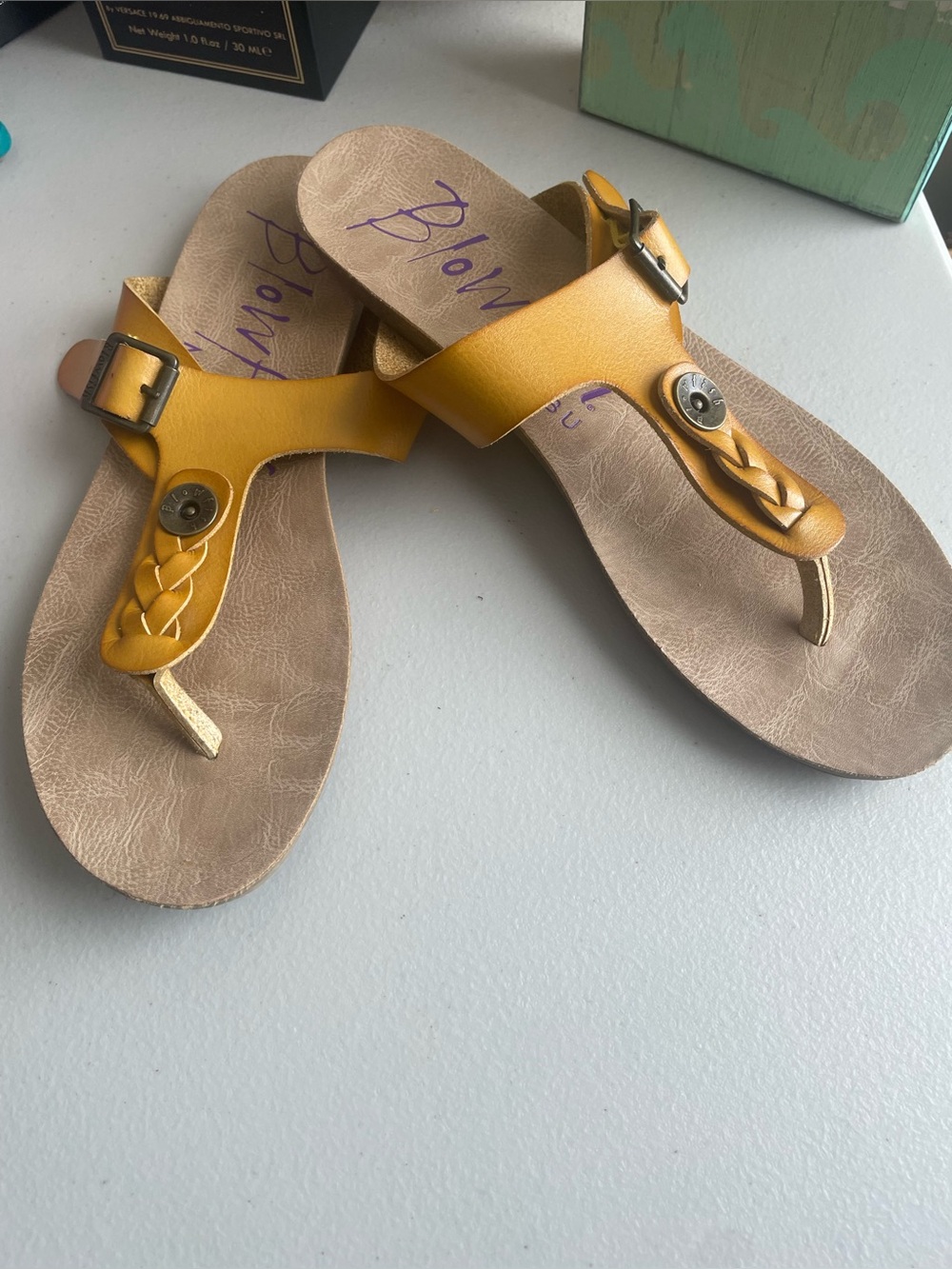 Blowfish Woman’s Sandals in SZ 8 in gently used condition